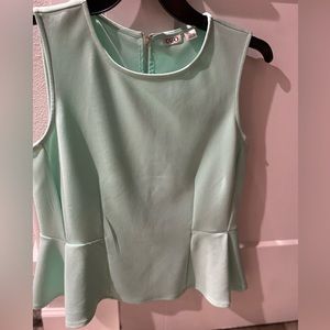 Woman’s blouse like new size large from Cato